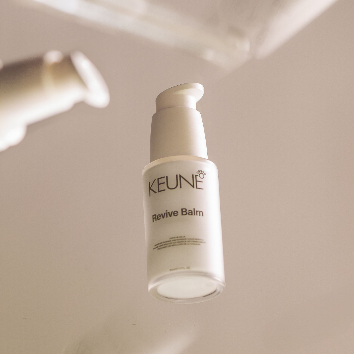 keune leave in shine conditioning spray